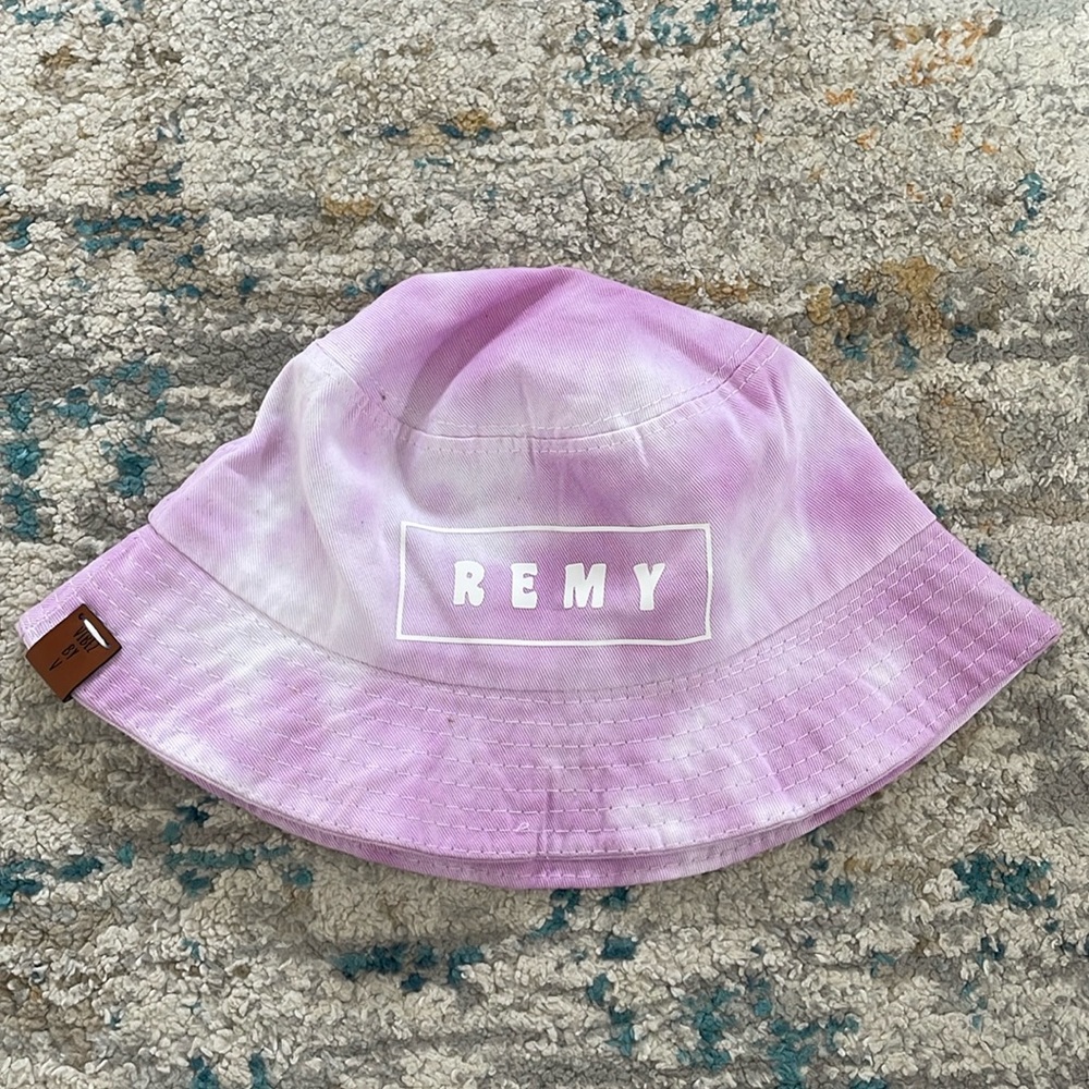 Personalized “Remy” bucket hat kids